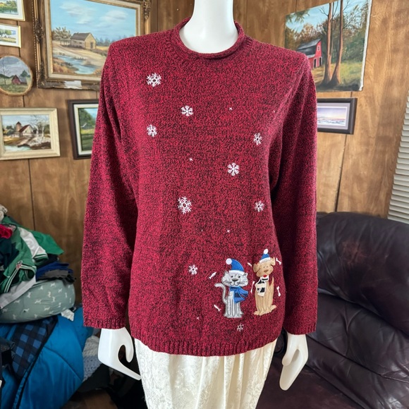 Adorable Carroll Reed Christmas Sweater with Cat and Dog Design - Picture 2 of 4